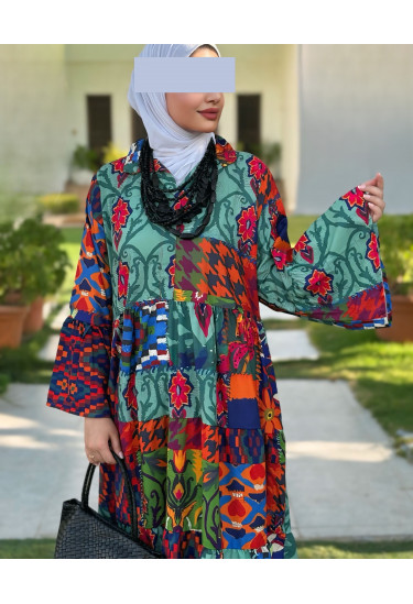 فستان كتان ذو نقشات جريئة